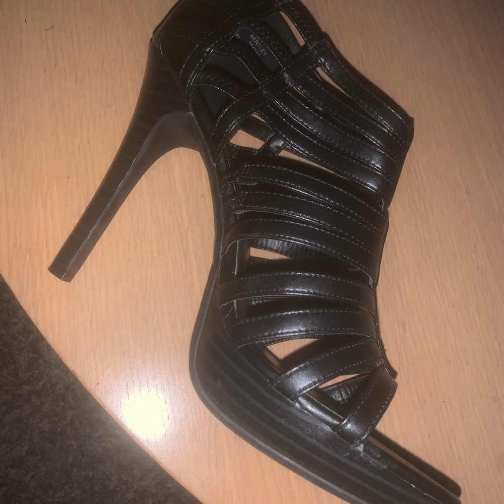 Xappeal Black Strappy platform stilettos-NIB